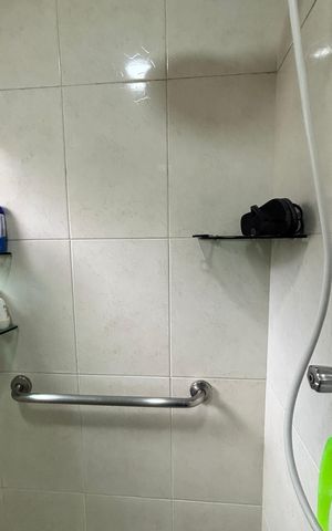 Casa à venda com 202m², 4 quartos e 6 vagasCasa 2 - Suite Banheiro
