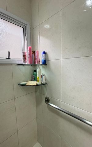 Casa à venda com 202m², 4 quartos e 6 vagasCasa 2 - Suite Banheiro
