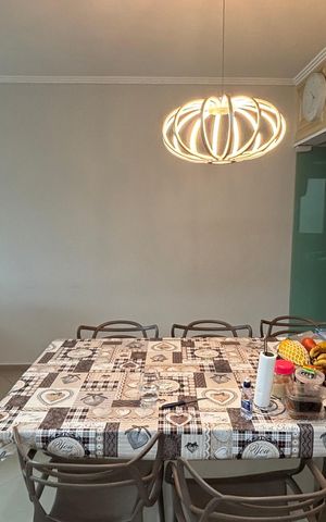 Casa à venda com 202m², 4 quartos e 6 vagasCasa 1 - Sala de Jantar - Cozinha