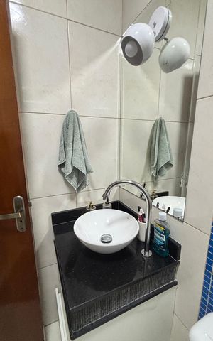 Casa à venda com 202m², 4 quartos e 6 vagasCasa 1 - Banheiro