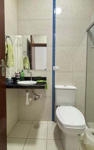 Casa à venda com 202m², 4 quartos e 6 vagasCasa 2 - Banheiro
