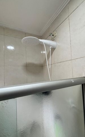 Casa à venda com 202m², 4 quartos e 6 vagasCasa 2 - Suite Banheiro