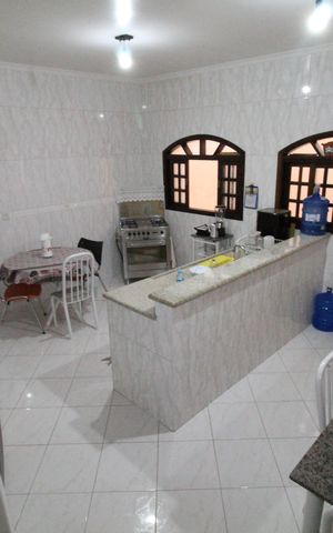 Casa para alugar com 145m², 4 quartos e 4 vagasCozinha