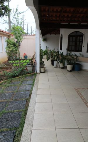 Casa para alugar com 145m², 4 quartos e 4 vagasGaragem