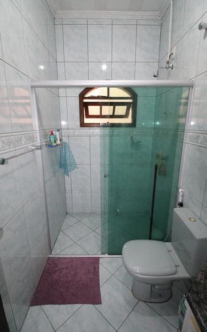 Casa para alugar com 145m², 4 quartos e 4 vagasBanheiro