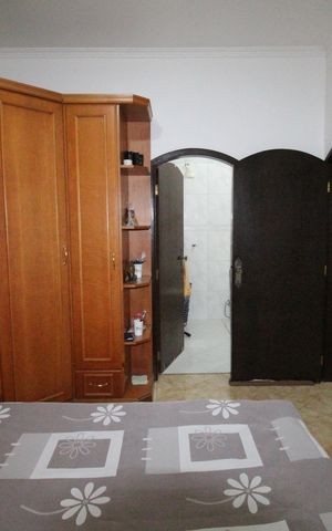 Casa para alugar com 145m², 4 quartos e 4 vagasSuíte