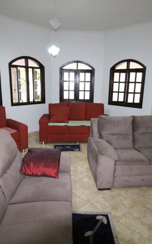 Casa para alugar com 145m², 4 quartos e 4 vagasSala