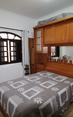 Casa para alugar com 145m², 4 quartos e 4 vagasSuíte