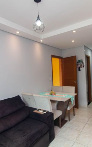 Casa de condomínio à venda com 50m², 2 quartos e 1 vaga Casa de condomínio à venda com 50m², 2 quartos e 1 vagaSala