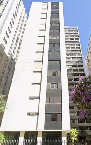 Apartamento à venda com 120m², 2 quartos e 1 vaga Apartamento à venda com 120m², 2 quartos e 1 vagaFachada