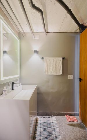 Casa à venda com 380m², 3 quartos e 2 vagasLavabo 2