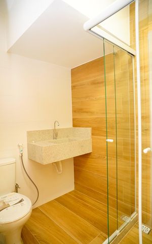 Casa à venda com 130m², 3 quartos e 2 vagas Casa à venda com 130m², 3 quartos e 2 vagasBanheiro 1
