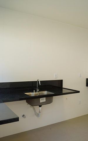 Casa à venda com 130m², 3 quartos e 2 vagas Casa à venda com 130m², 3 quartos e 2 vagasCozinha