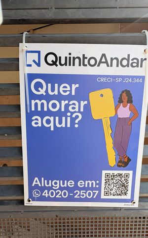 Casa à venda com 2400m², 8 quartos e 20 vagasPlaquinha instalada COD ZDSQ-469