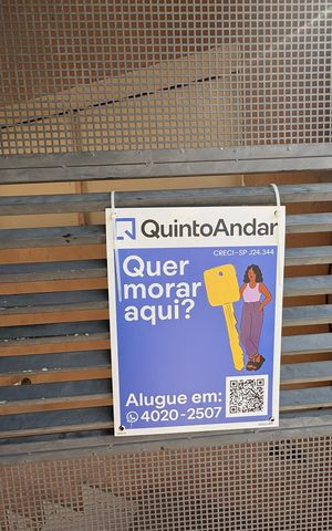 Casa à venda com 2400m², 8 quartos e 20 vagasPlaquinha instalada COD ZDSQ-469