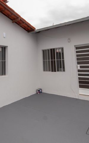 Casa para alugar com 89m², 2 quartos e 1 vagaÁrea Externa