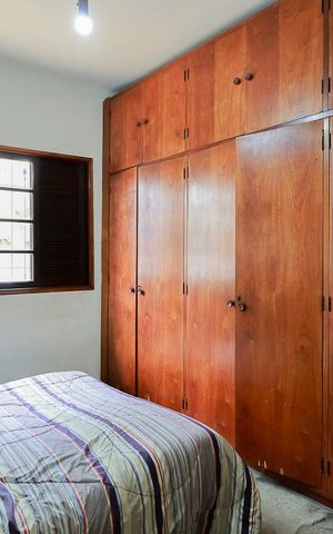 Casa à venda com 290m², 3 quartos e 2 vagas Casa à venda com 290m², 3 quartos e 2 vagasQuarto 1
