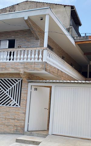 Casa para alugar com 170m², 3 quartos e 2 vagas Casa para alugar com 170m², 3 quartos e 2 vagasFachada