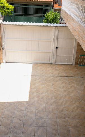 Casa para alugar com 170m², 3 quartos e 2 vagas Casa para alugar com 170m², 3 quartos e 2 vagasGaragem