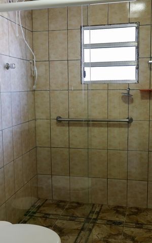 Casa para alugar com 170m², 3 quartos e 2 vagas Casa para alugar com 170m², 3 quartos e 2 vagasBanheiro da Suíte 2