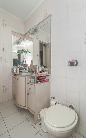 Apartamento à venda com 205m², 3 quartos e 3 vagasBanheiro da Suíte