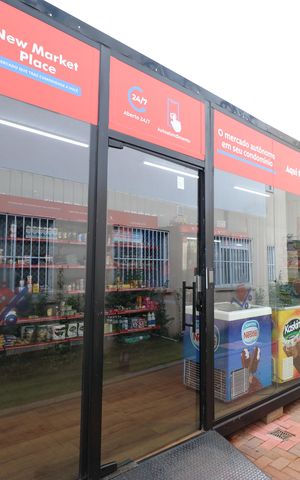 Apartamento à venda com 28m², 1 quarto e sem vagaMini Mercado