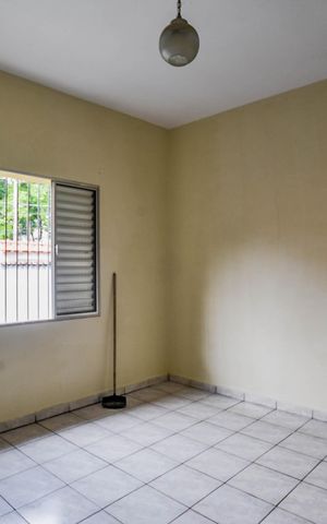 Casa à venda com 150m², 1 quarto e 1 vaga Casa à venda com 150m², 1 quarto e 1 vagaQuarto