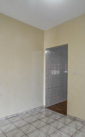 Casa à venda com 150m², 1 quarto e 1 vaga Casa à venda com 150m², 1 quarto e 1 vagaSala