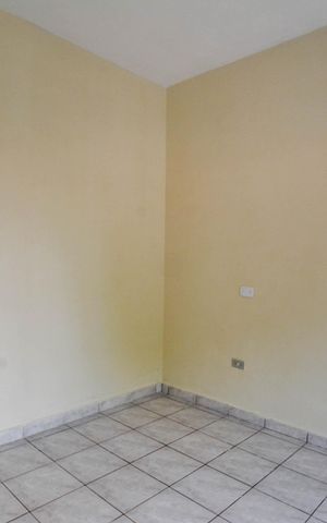 Casa à venda com 150m², 1 quarto e 1 vaga Casa à venda com 150m², 1 quarto e 1 vagaQuarto