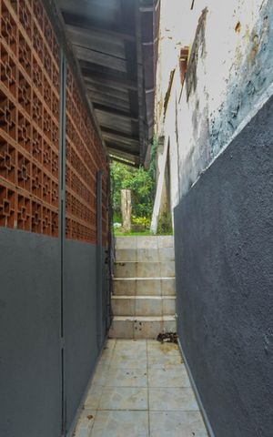 Casa à venda com 150m², 1 quarto e 1 vaga Casa à venda com 150m², 1 quarto e 1 vagaQuintal