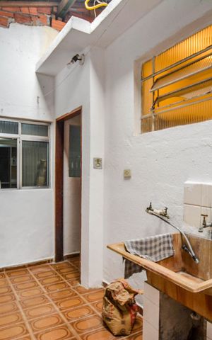 Casa à venda com 150m², 1 quarto e 1 vaga Casa à venda com 150m², 1 quarto e 1 vagaÁrea de Serviço