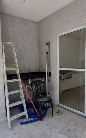 Apartamento à venda com 42m², 2 quartos e 1 vaga Apartamento à venda com 42m², 2 quartos e 1 vagaÁrea comum - Churrasqueira