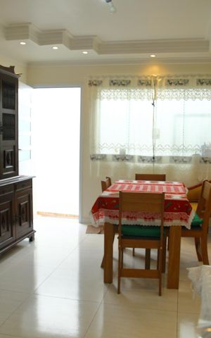 Casa à venda com 192m², 3 quartos e 3 vagasCopa