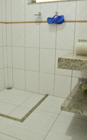 Casa à venda com 192m², 3 quartos e 3 vagasBanheiro de Serviço