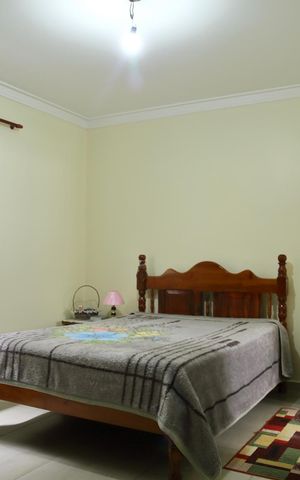Casa à venda com 192m², 3 quartos e 3 vagasSuíte