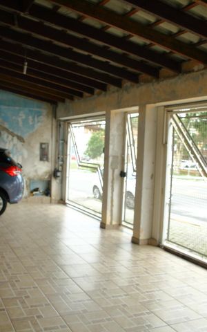 Casa à venda com 192m², 3 quartos e 3 vagasGaragem