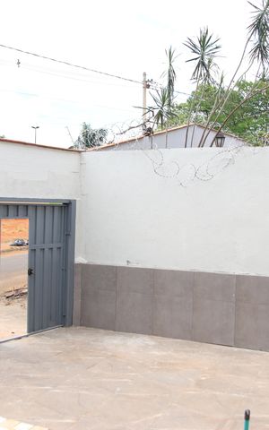 Casa para alugar com 115m², 2 quartos e 2 vagasÁrea externa