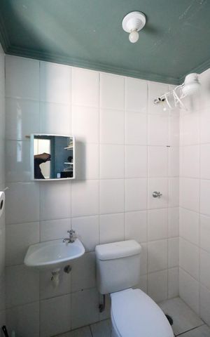 Apartamento à venda com 141m², 1 quarto e 2 vagas Apartamento à venda com 141m², 1 quarto e 2 vagasBanheiro de Serviço