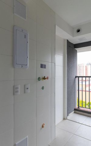 Apartamento à venda com 81m², 3 quartos e 1 vaga Apartamento à venda com 81m², 3 quartos e 1 vagaÁrea de Serviço