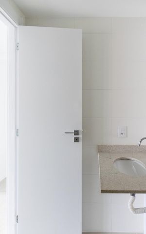 Apartamento à venda com 81m², 3 quartos e 1 vaga Apartamento à venda com 81m², 3 quartos e 1 vagaBanheiro Social