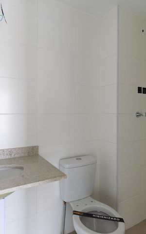 Apartamento à venda com 81m², 3 quartos e 1 vaga Apartamento à venda com 81m², 3 quartos e 1 vagaBanheiro Social