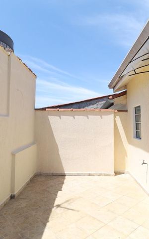 Casa para alugar com 80m², 2 quartos e 1 vaga Casa para alugar com 80m², 2 quartos e 1 vagaVaranda Quarto