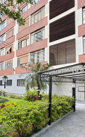 Apartamento à venda com 70m², 2 quartos e 1 vagaFachada