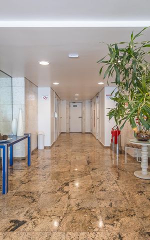 Apartamento à venda com 69m², 2 quartos e 1 vagaHall social