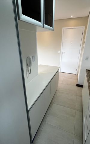 Apartamento à venda com 70m², 2 quartos e 2 vagas Apartamento à venda com 70m², 2 quartos e 2 vagasCozinha