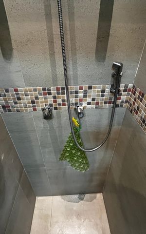 Apartamento à venda com 70m², 2 quartos e 2 vagas Apartamento à venda com 70m², 2 quartos e 2 vagasBanheiro da Suíte