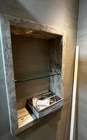 Apartamento à venda com 70m², 2 quartos e 2 vagas Apartamento à venda com 70m², 2 quartos e 2 vagasBanheiro Social