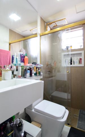 Apartamento à venda com 48m², 2 quartos e 1 vagaBanheiro Social