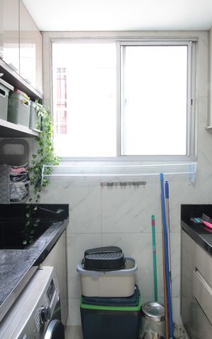 Apartamento à venda com 48m², 2 quartos e 1 vagaCozinha e Área de Serviço