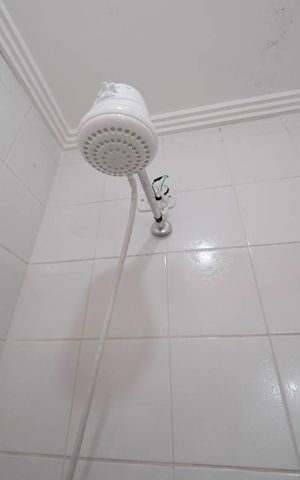 Casa à venda com 84m², 3 quartos e 2 vagasBanheiro Social